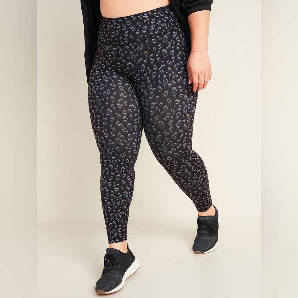 GapFit Black/Grey Leopard Leggings - EUC